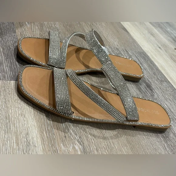 Stylish silver rhinestone sandals - Picture 4 of 4